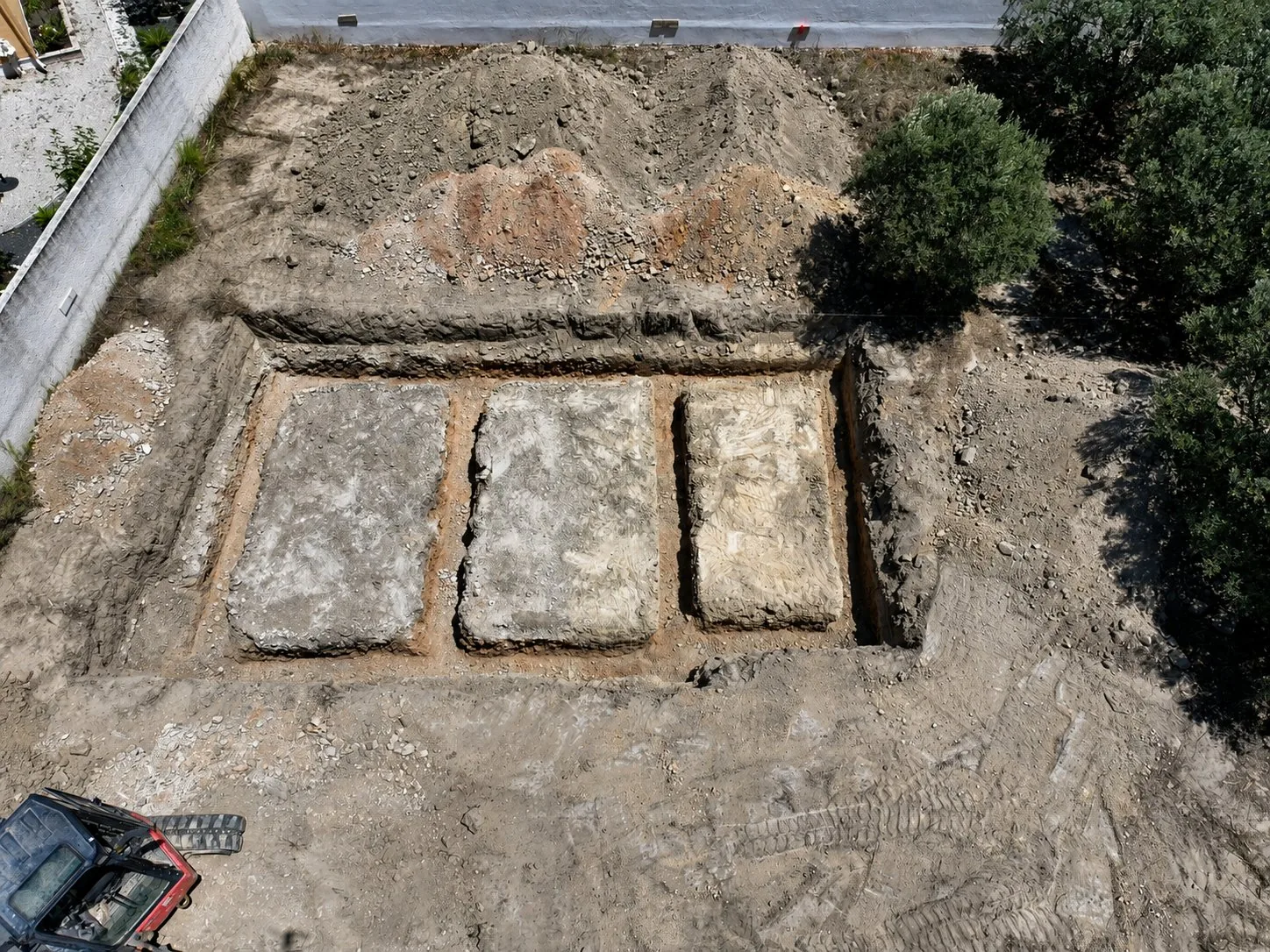 Vue aérienne de fondations en excavation